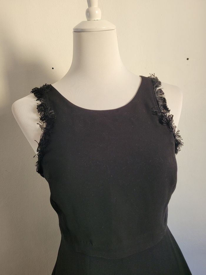 Robe noire sandro t1 - photo numéro 2