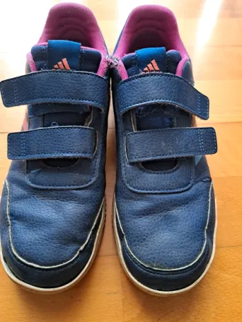 Baskets Adidas taille 38