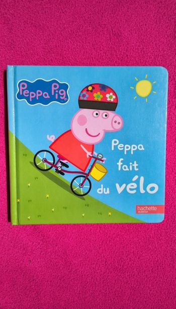 💙 Livre Peppa Pig : Peppa fait du vélo 🩷