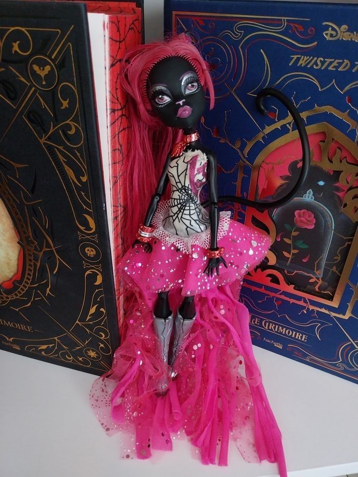 Poupée Catty Noir Vendredi 13 Chanteuse 13 Wishes Monster High Mattel