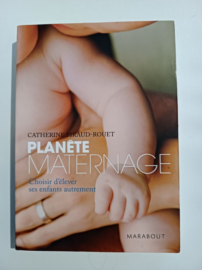 Livre planète maternage - photo numéro 1