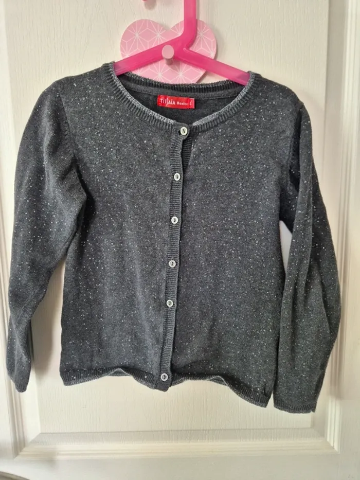 Gilet gris 6 ans - photo numéro 2