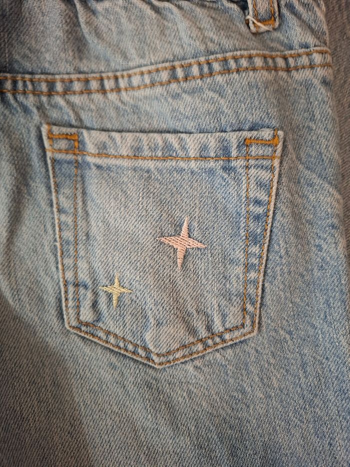 Jean bleu motif fleuri - 7/8 ans - photo numéro 5