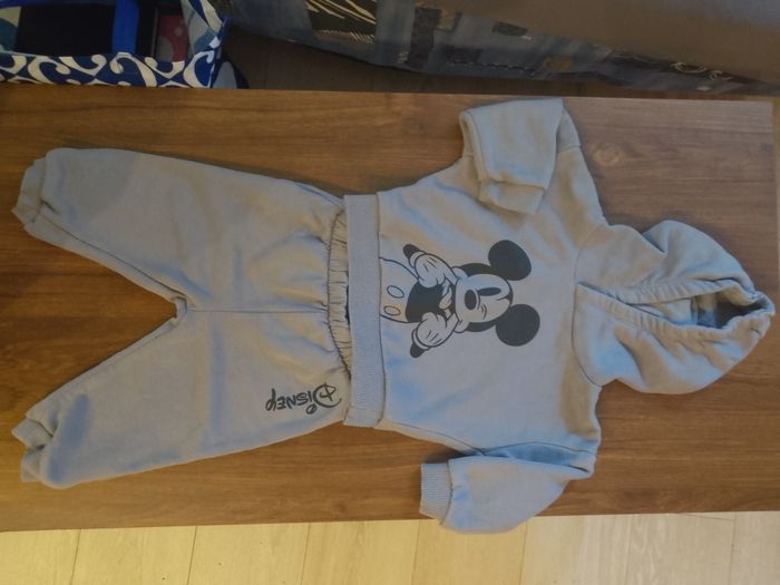 Ensemble survêtement gris Mickey