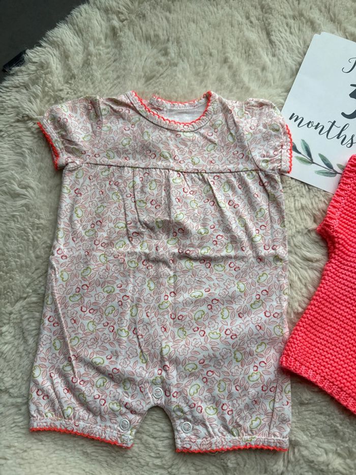 Combi short la redoute 3 mois et petit gilet kitchoun 1 mois - photo numéro 4