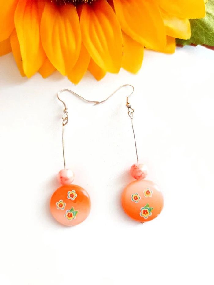 Magnifique paire de boucles d'oreilles pendantes orange - photo numéro 2