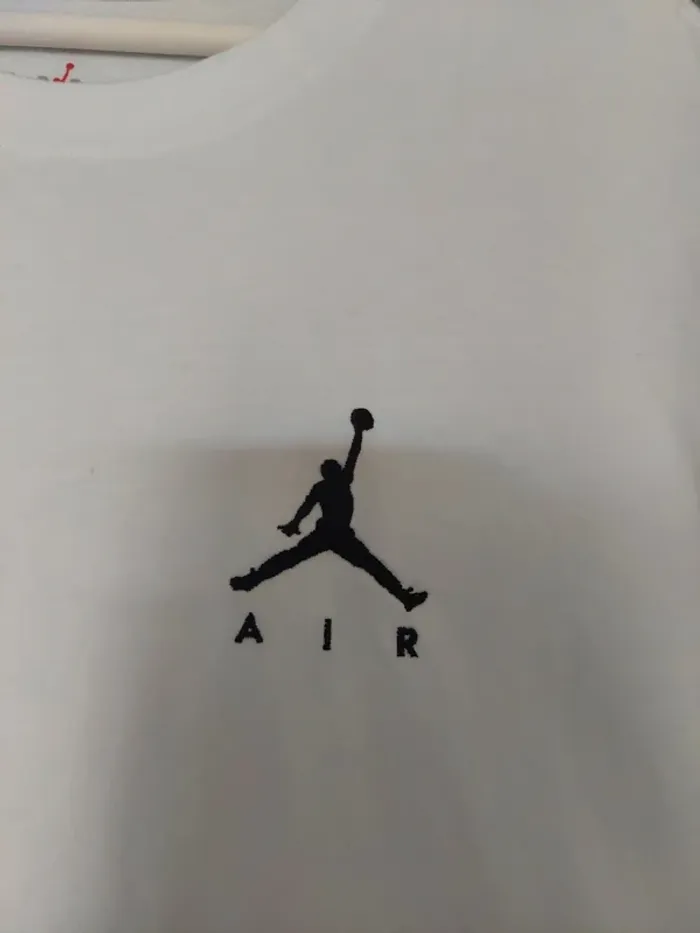 T-shirt Air Jordan blanc – Taille XL – 100% coton - photo numéro 2