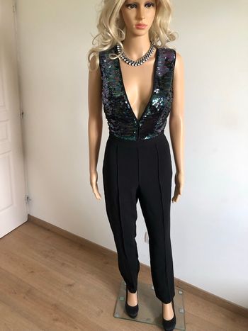 Combinaison noire neuve avec sequins Morgan taille 36 (valeur 95€)