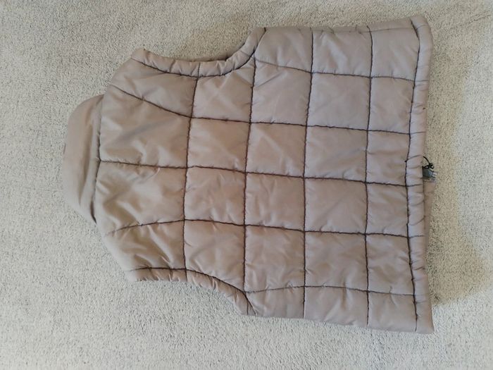 Veste sans manche - photo numéro 2