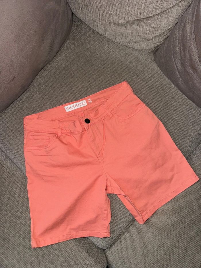 Short femme in extenso 38