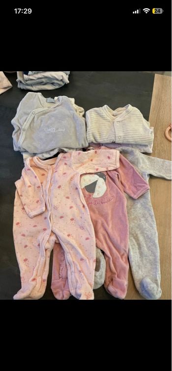 lot 8 pyjamas 1 mois