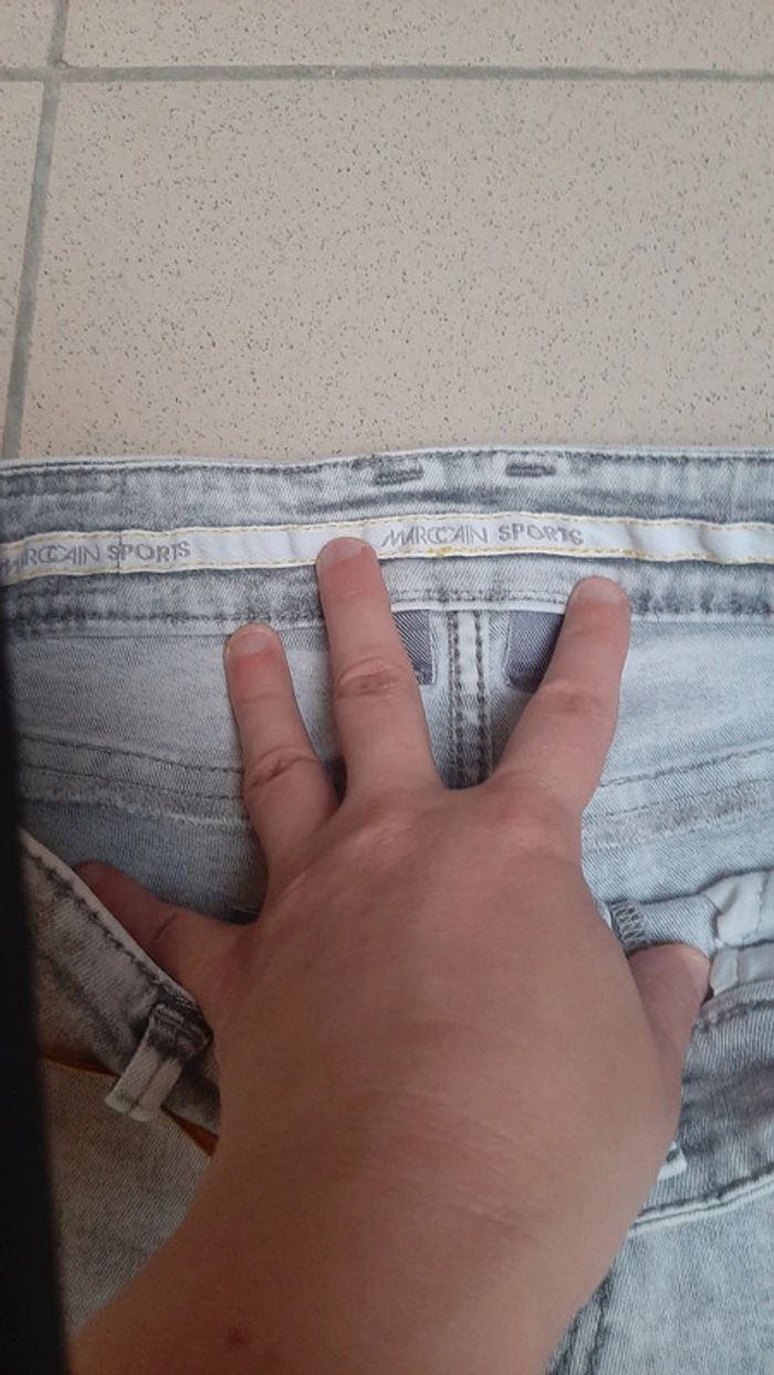 Jean marccain taille 36 - photo numéro 5
