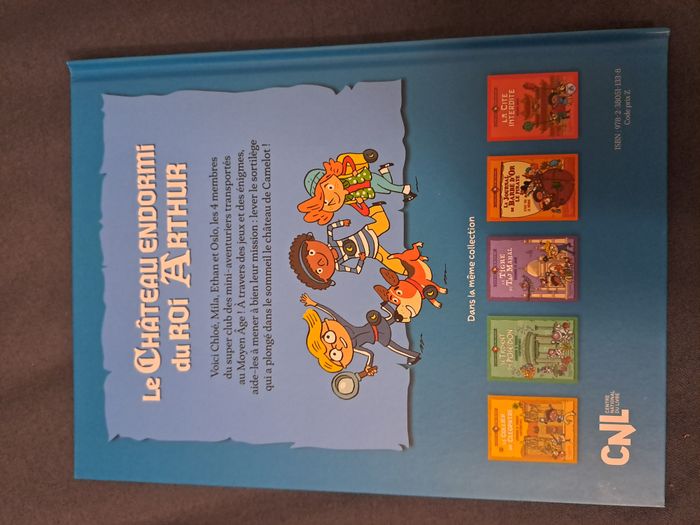 Livre Le Château endormi du Roi Arthur NEUF - photo numéro 2