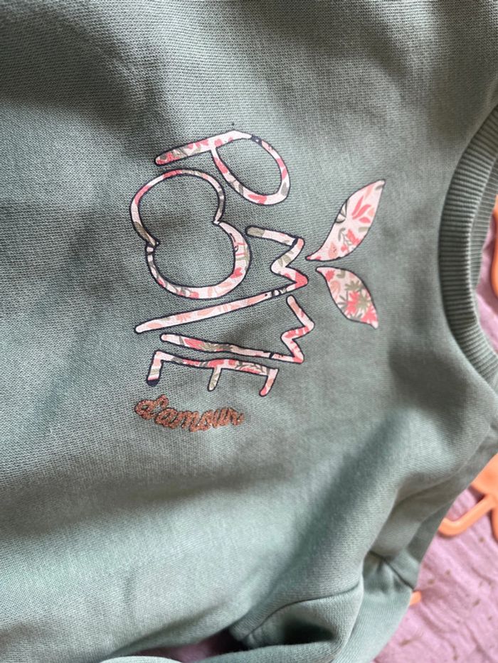 Pull fille très bon état Tape à l’œil taille 6 mois. - photo numéro 4
