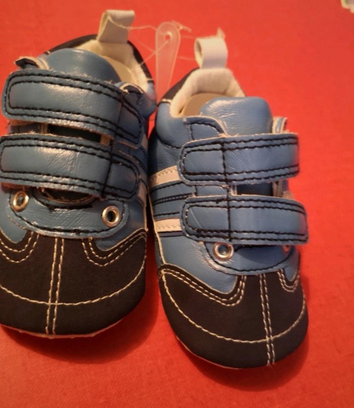 Chaussures neuves souples