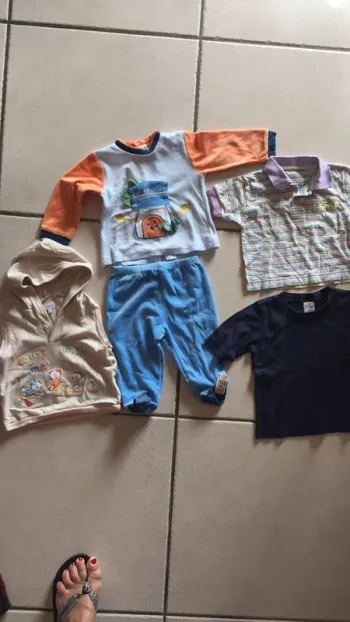 Vêtements bébés