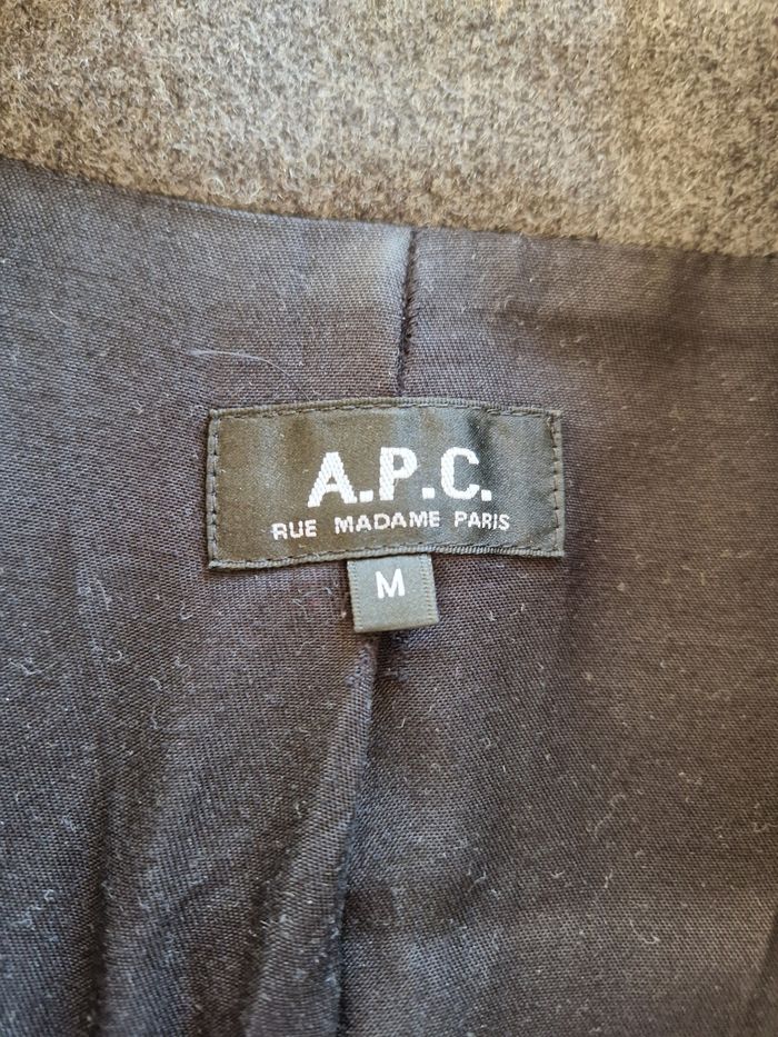 Manteau en laine APC - photo numéro 6