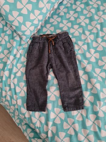 Jolie pantalon zara chic 12/18 mois très bon etat