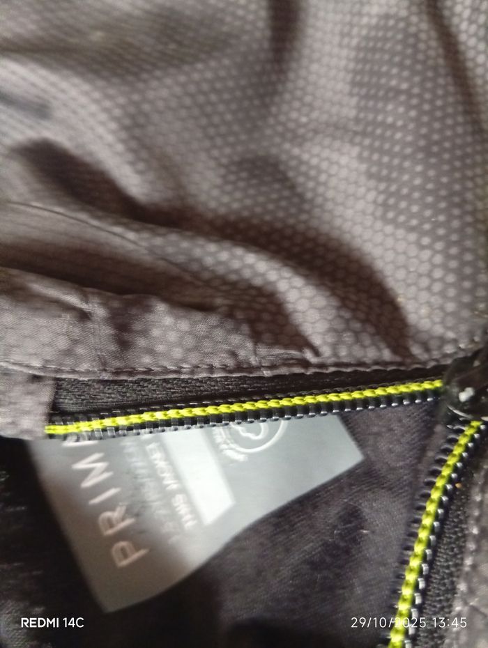 Lot 2 vestes garçon 24m - photo numéro 3