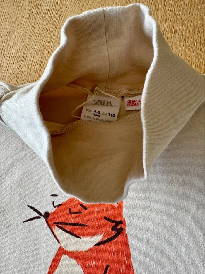 T-shirt col roulé Zara 5 ans - photo numéro 2
