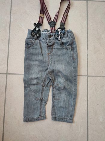 Pantalon avec bretelles