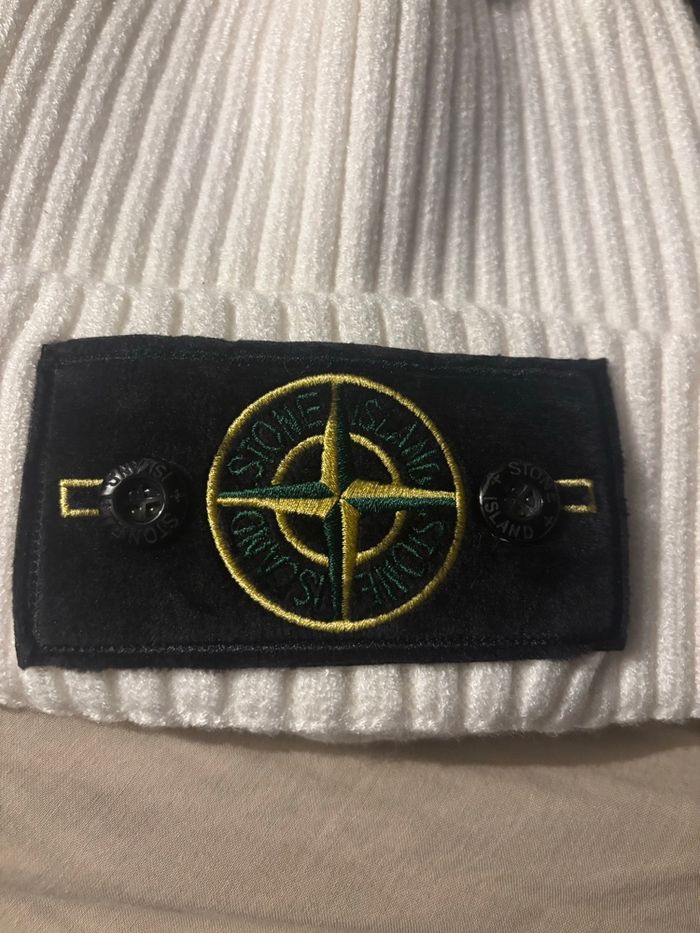 Bonnet blanc neuf avec étiquette - photo numéro 3