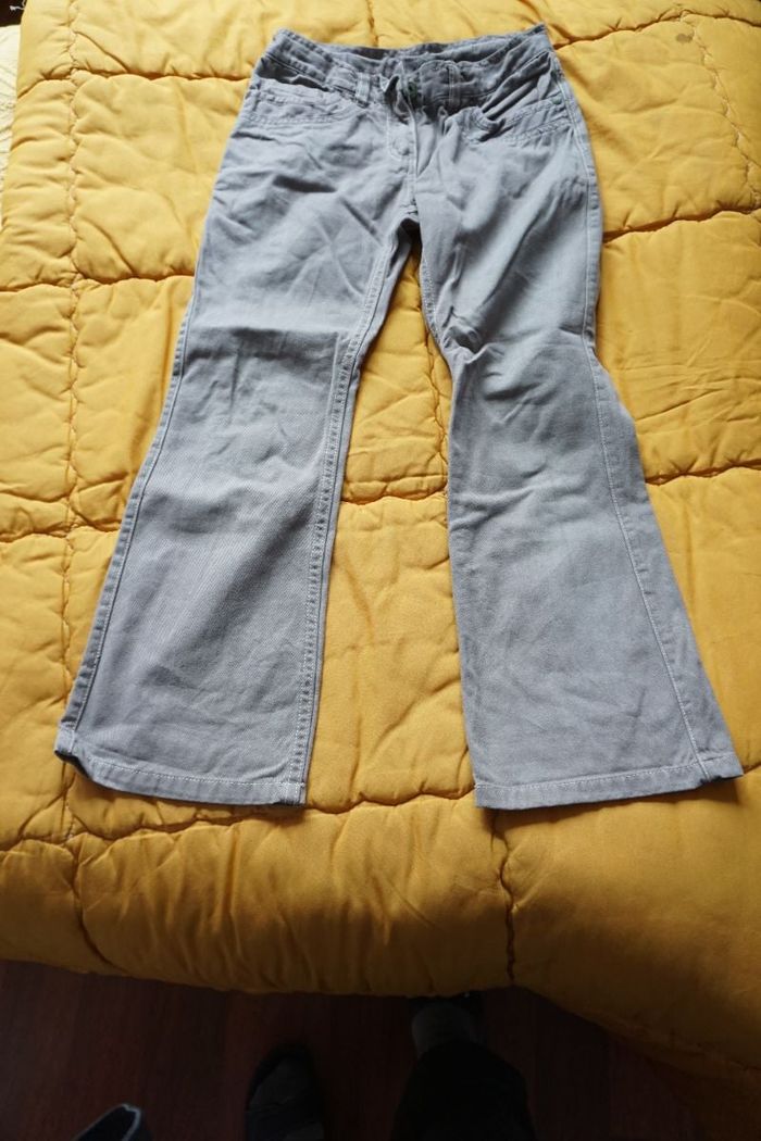 lot 2 pantalon 8 ans