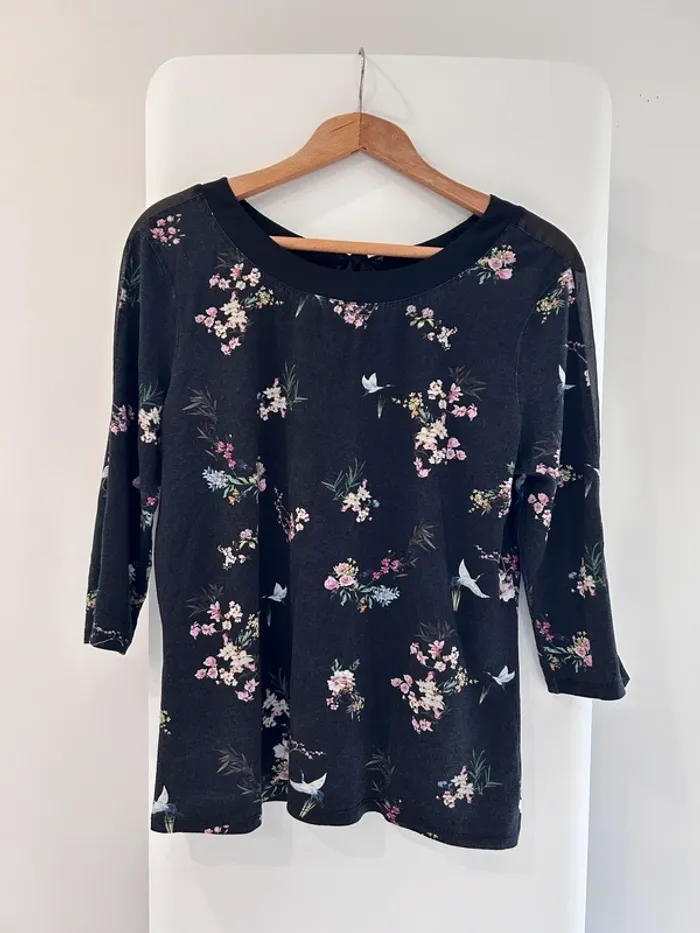 Haut fleuri