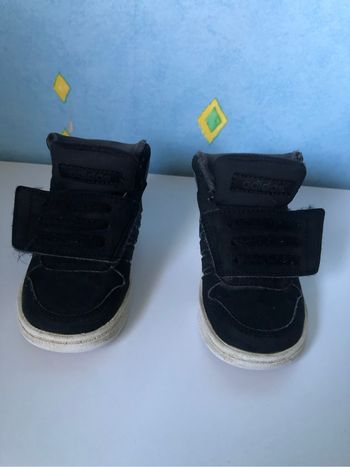 Chaussures Adidas