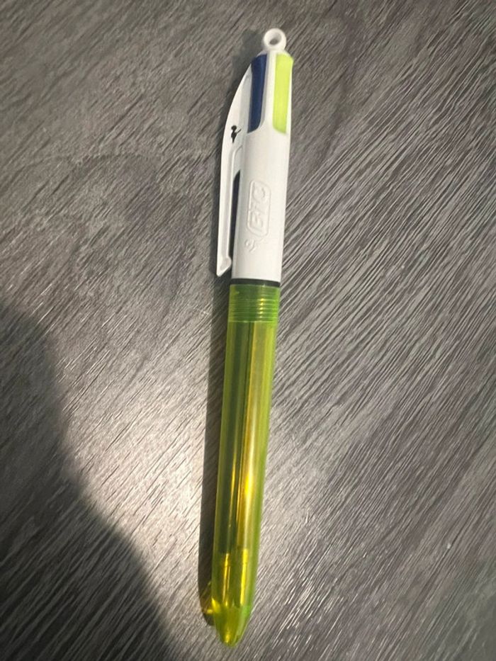 Stylo Bic - photo numéro 2
