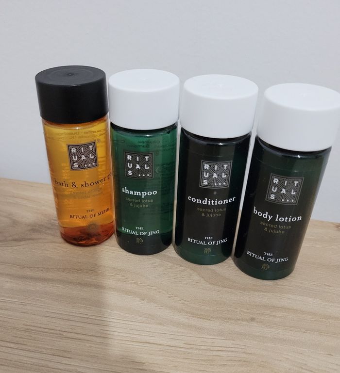 Lot cosmétiques Rituals 30ml×4