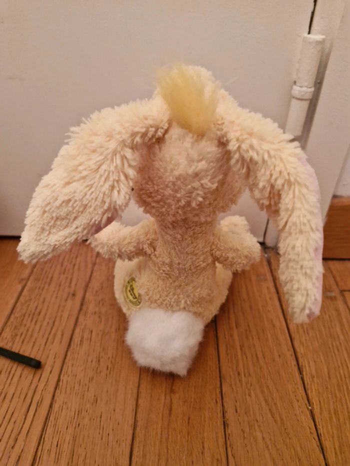 Jojo Lapin /Winnie l'ourson/ Disney store ecusson - photo numéro 3