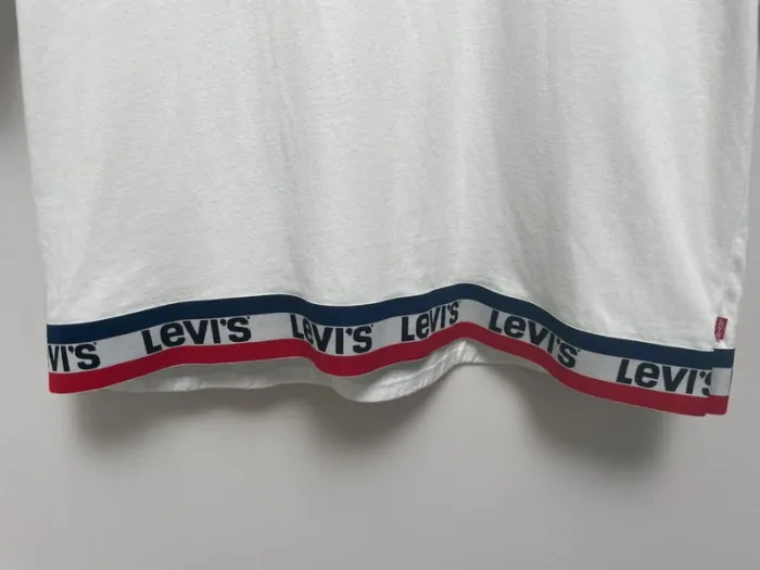 T-shirt Levi's white Women - photo numéro 3