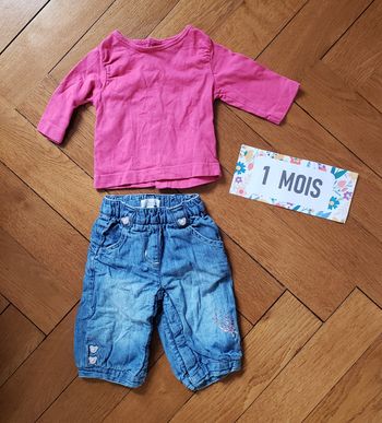 Tenue fille 1 mois