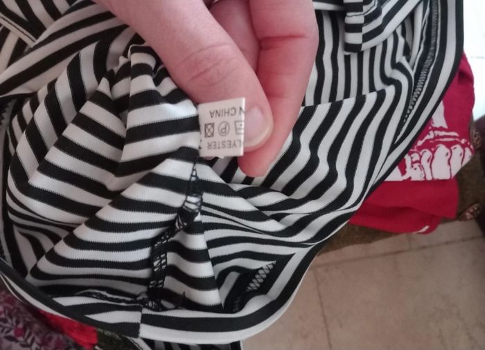 T-shirt manches courtes (T. S) - photo numéro 7