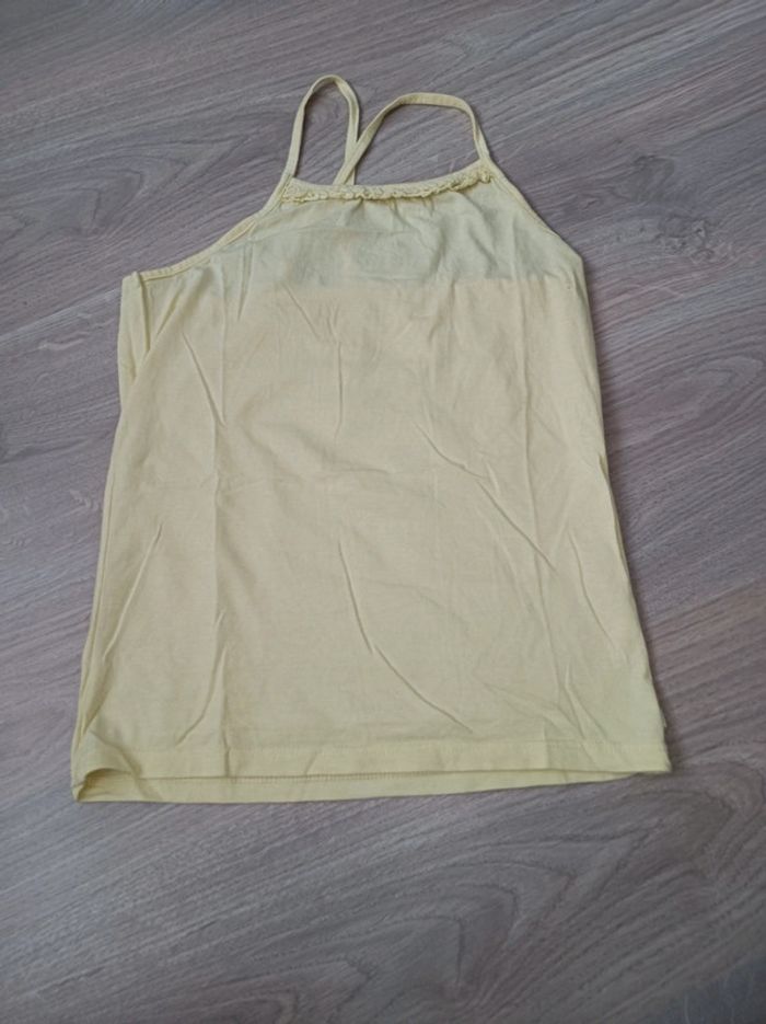 Débardeur Okaïdi fille taille 12 ans en bon état