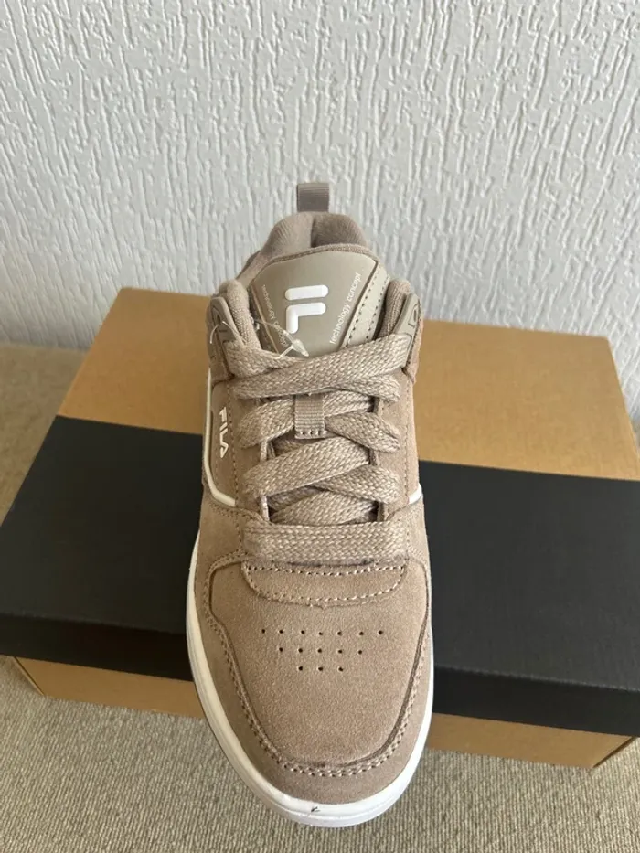 Baskets Fila corda Suède goat 36.5 - photo numéro 5