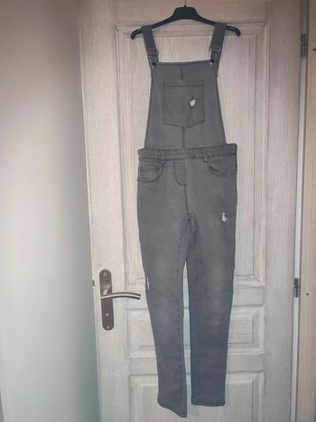 salopette grise en jean