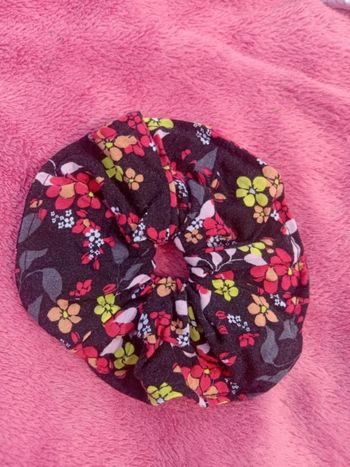 Chouchou noir multicolore