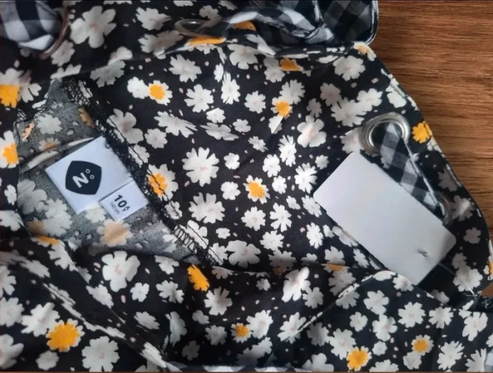 Robe fille fleurie et vichy - Neuve avec étiquette 🌼 - photo numéro 2