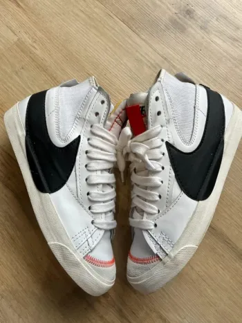 Nike Blazer 77 Mid White Black 44