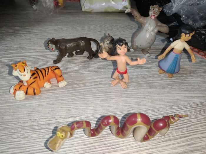 Anciennes figurines livre de la jungle