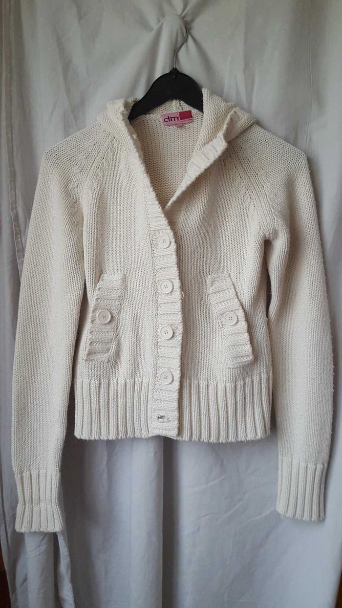 Gilet blanc .marque : Défi Mode