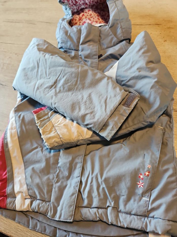 Veste de ski pour fille grise bleu avec du fushia, blanc, capuche, Wed'ze, taille 6 ans - photo numéro 13