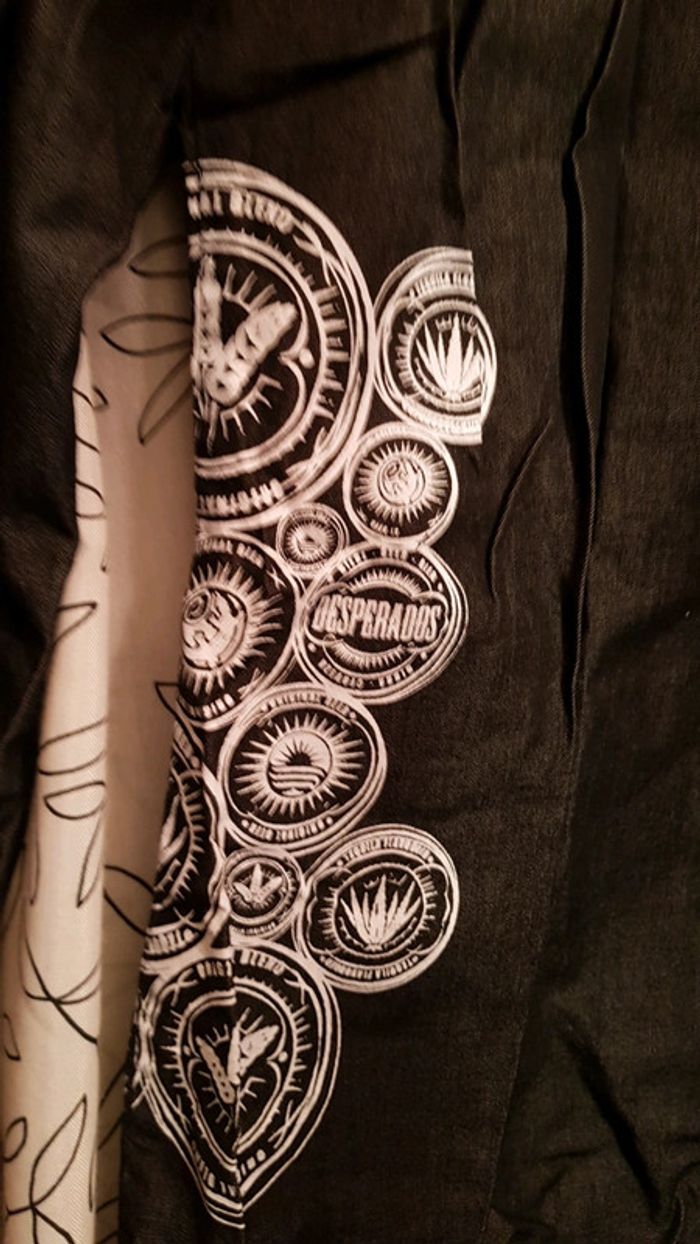 Jolie chemise - photo numéro 3