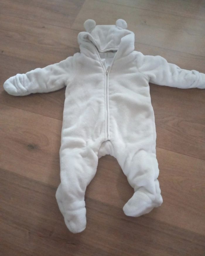 Lot vêtements garçon 6 mois - photo numéro 4