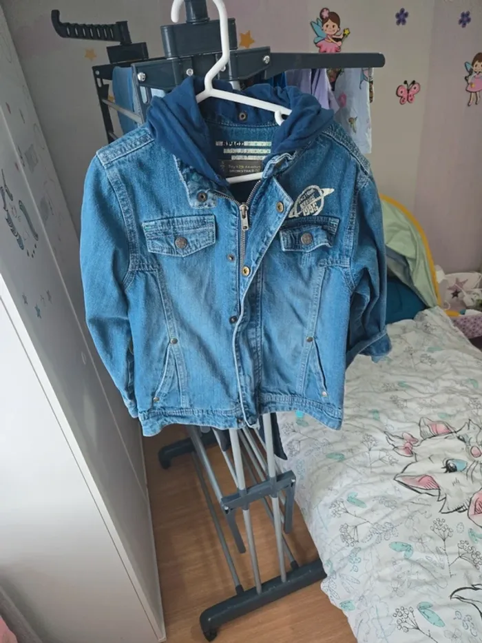 Veste en jean garçon taille 5 ans - photo numéro 3