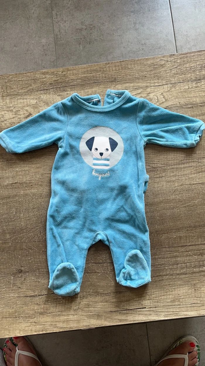 Pyjama taille 1 mois obaibi