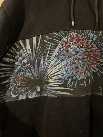 Sweat-shirt fleuri