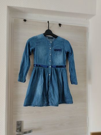 Robe en jean taille 8 ans